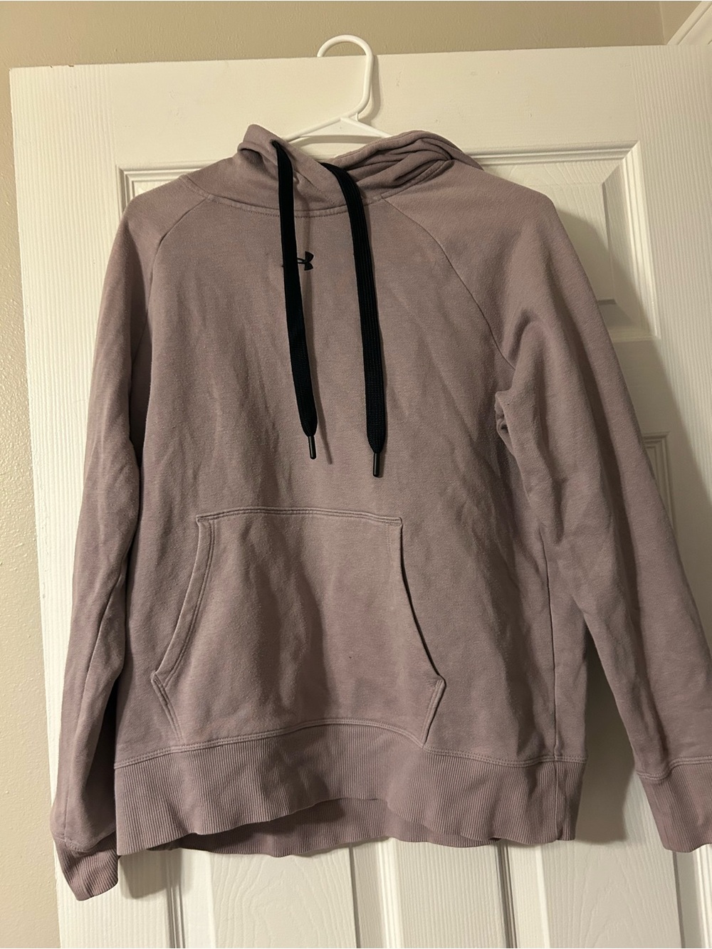 Under Armour Woman’s purple Pullover Hoodie